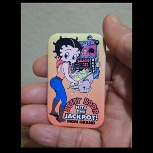 Colorful 1993 Vintage Rare MGM Grand Betty Boop Hits The Jackpot Button Pin